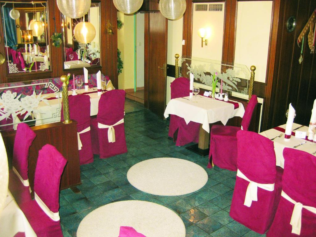 Ferienhotel Lindenhof Леоганг Екстериор снимка